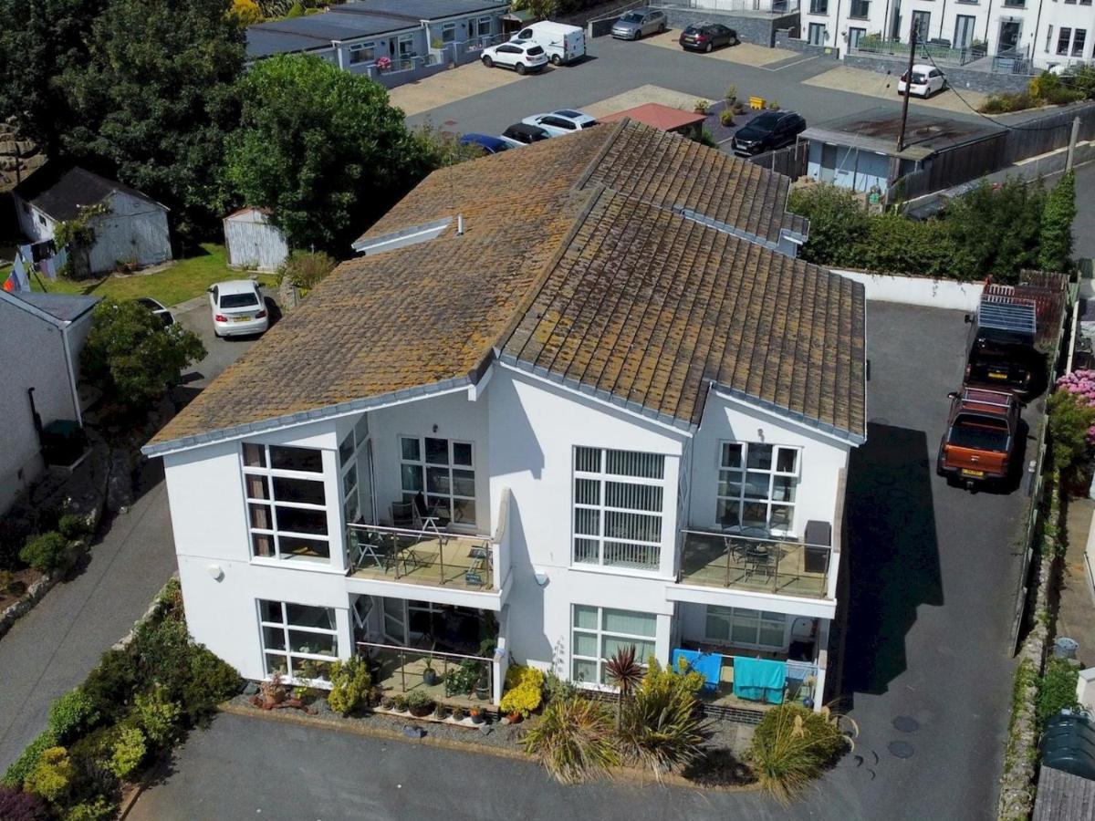 Pass The Keys 2 Bed Sea View Apartment With Balcony Parking Benllech Εξωτερικό φωτογραφία